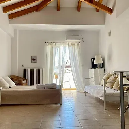 Apartment Studio White