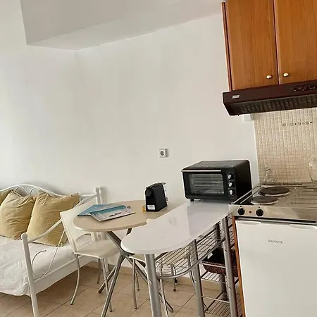 Apartman Studio White *