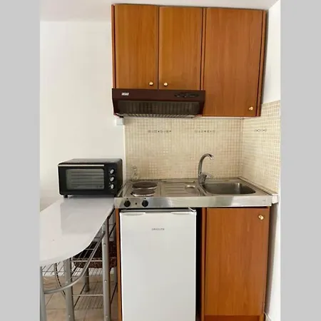 Apartman Studio White *